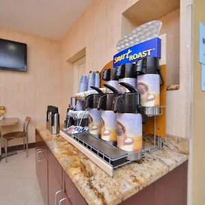 https://holiday-inn-express-laguardia-arpt.us-newyorkcity.com